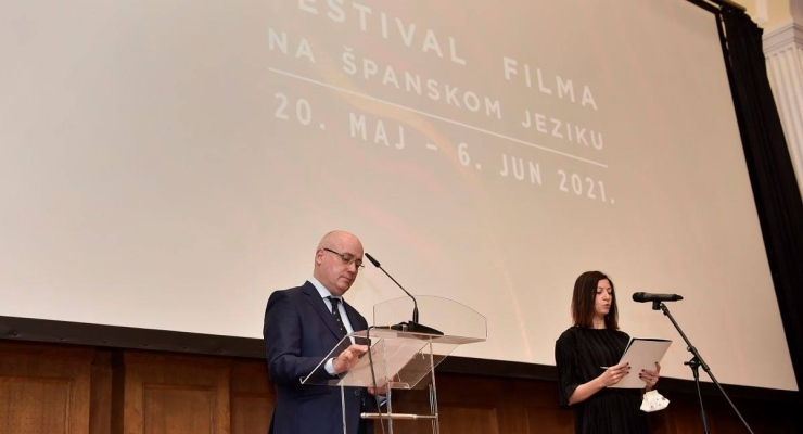 La Embajada de Colombia en Hungría proyectó de manera presencial los largometrajes colombianos “Los Ajenos Fútbol Club” y “El piedra” en el Festival Hispanometraje de Belgrado, Serbia