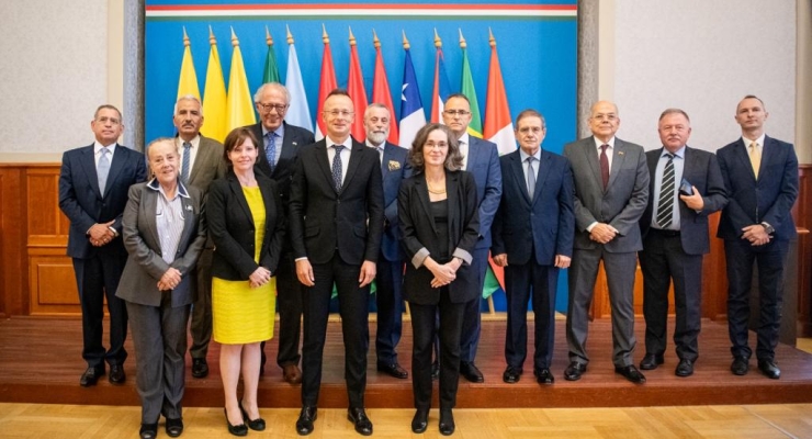 Embajadores latinoamericanos y del Caribe se reunieron con el jefe de la diplomacia húngara