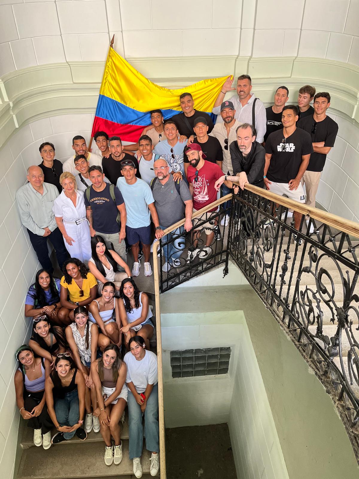 Embajada de Colombia en Hungría y Cónsul Honoraria en Szeged reciben a delegación de natación 