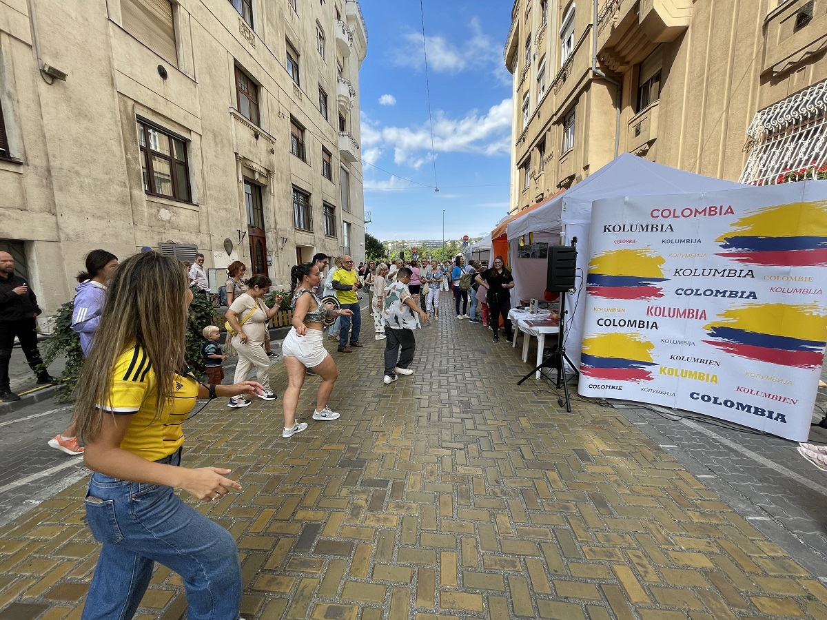 La Embajada de Colombia en Hungría dio a conocer a los visitantes la rica variedad cultural y geográfica que solo el país de la belleza puede ofrecer.