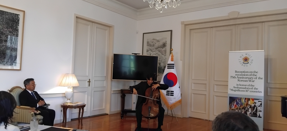 Embajada de Colombia en Hungría participa en 75 Aniversario de la Guerra de Corea